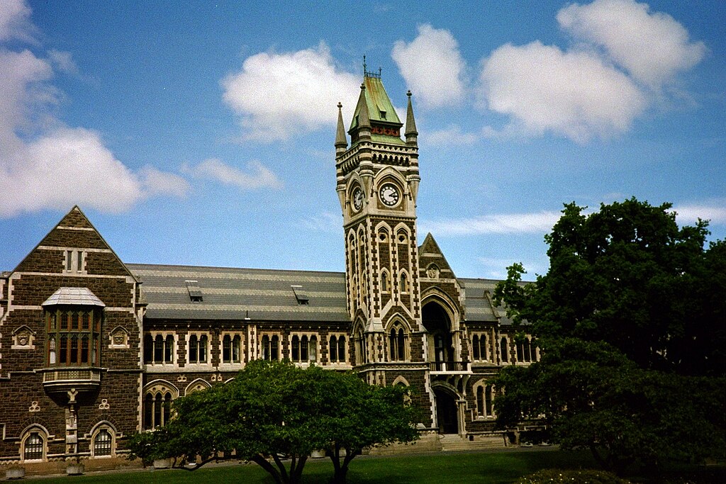 Dunedin:University of Otago